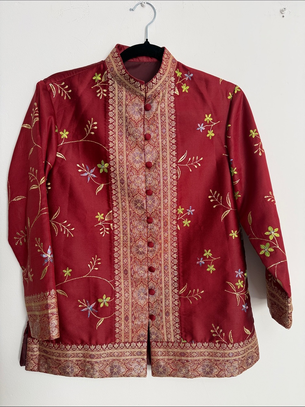 Embroidered Red Mandarin-Collar Jacket